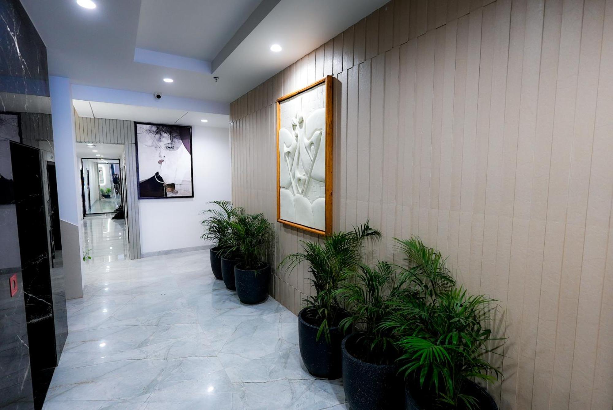 Hotel Elinor By Dazzling Hotels & Resorts Agra  Εξωτερικό φωτογραφία