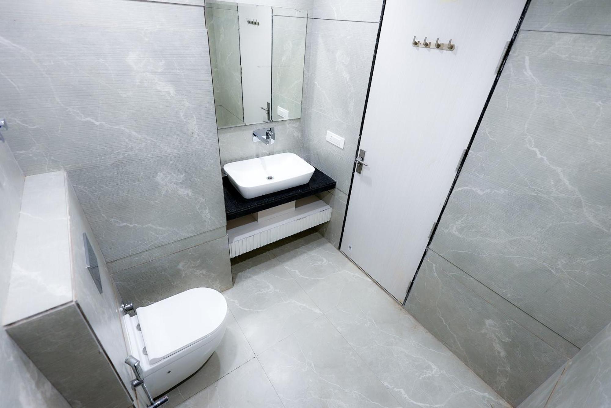 Hotel Elinor By Dazzling Hotels & Resorts Agra  Εξωτερικό φωτογραφία